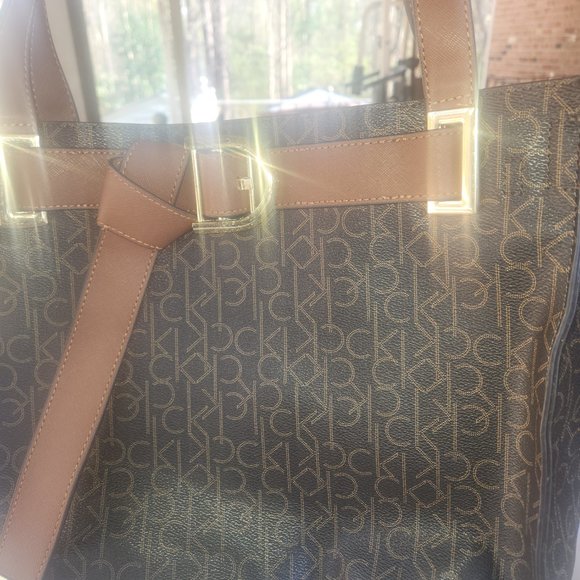 Calvin Klein  tote - Picture 5 of 10